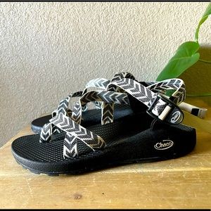 Like new Chaco strappy sandals